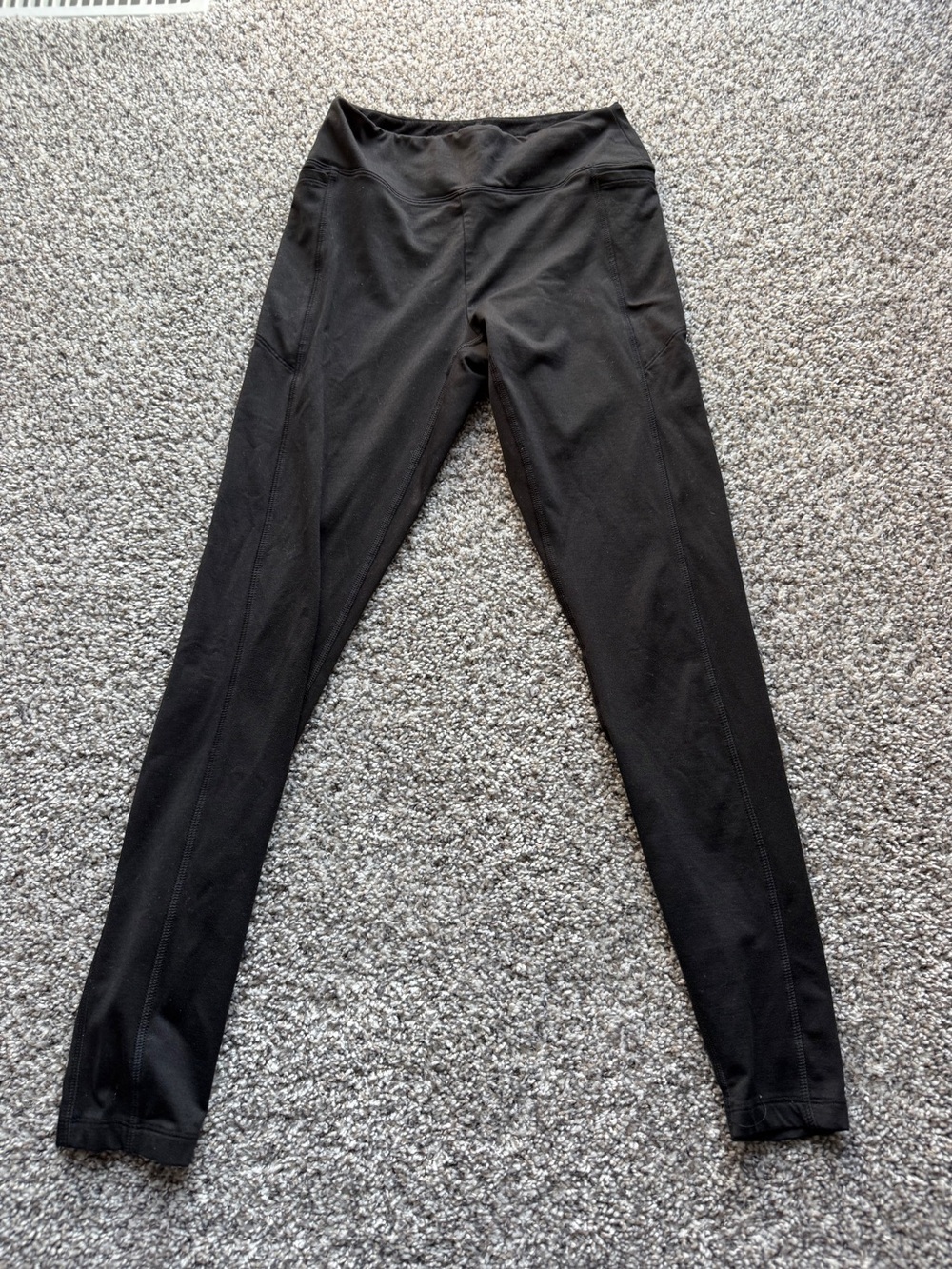 Victoria's Secret PINK Cozy Black Leggings
Size: S